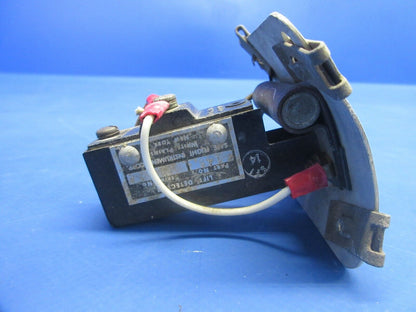 =Safe Flight Lift Detectors P/N 151-4 LOT OF 3 FOR PARTS (1124-735)