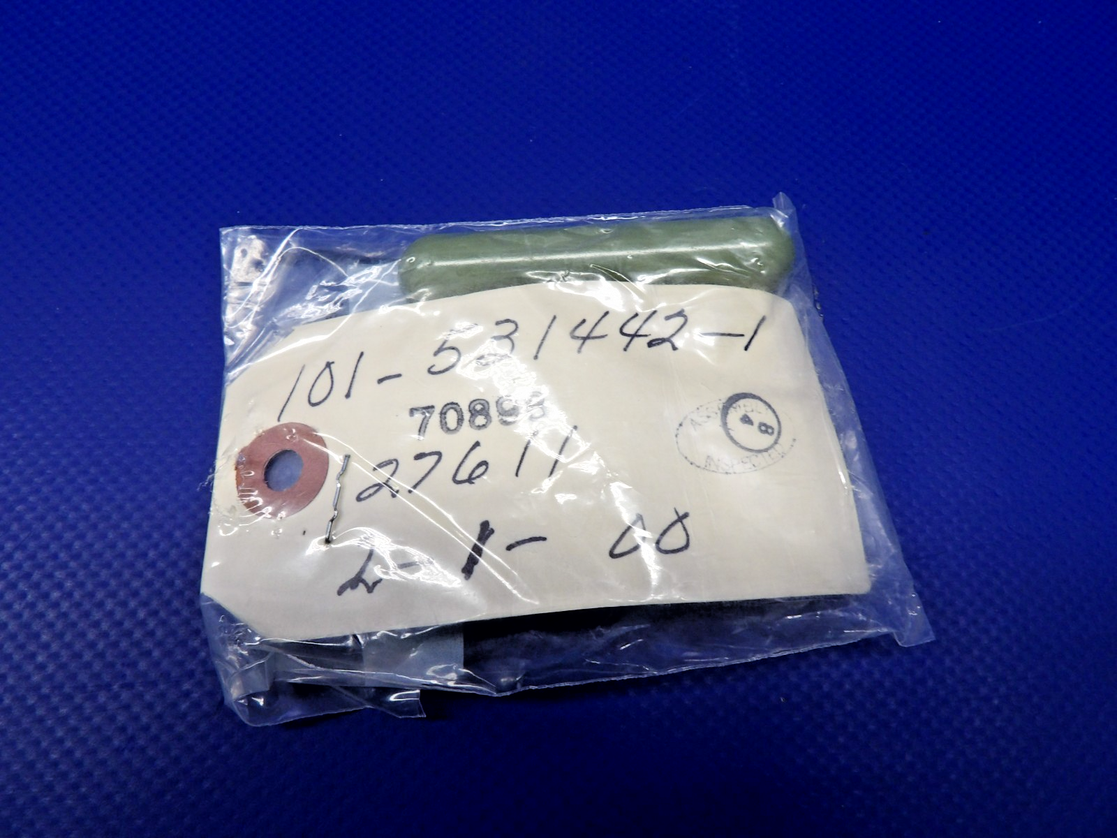 Beech King Air Cabin Chair Knob P/N 101-531442-1 NOS (0426-1285)2