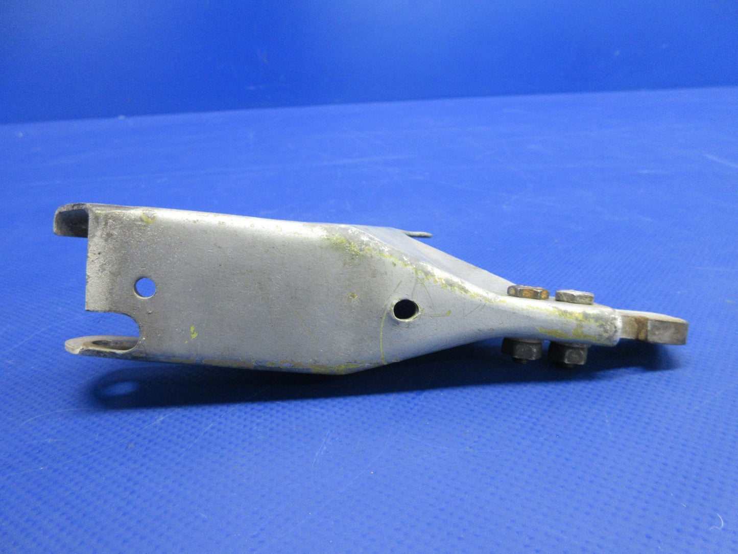 Beech 95 / D95A Travel Air LH Main Gear Up Lock P/N 35-815077-8 (0326-799)6