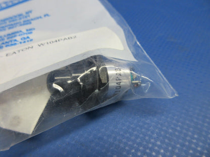 Eaton Switch w/8130 P/N W104PAB2 NOS (0524-1962)