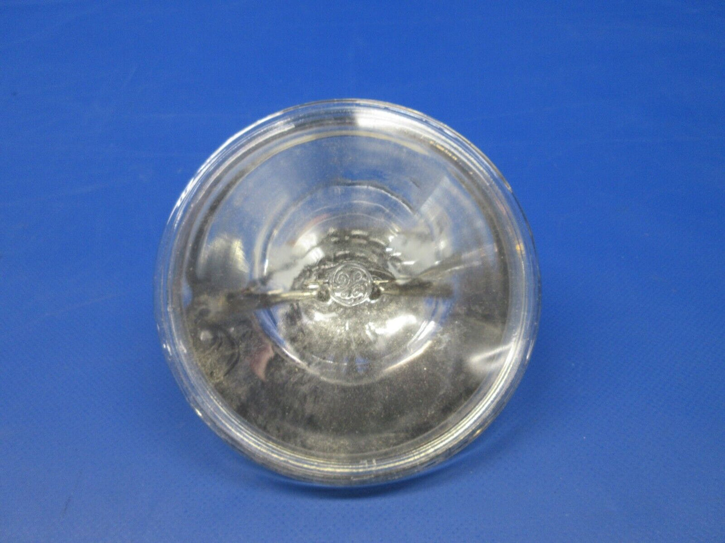 General Electric Sealed Beam Lamp 28V P/N 4581 LOT OF 3 NOS (0424-1138)