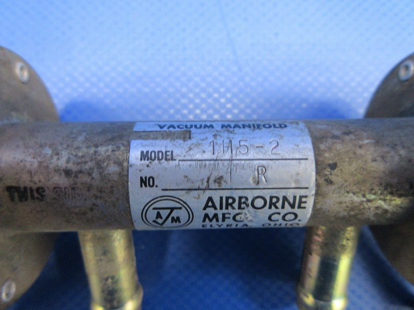 Airborne Vacuum Manifold Valve P/N 1H5-2 TESTED (0324-1054)
