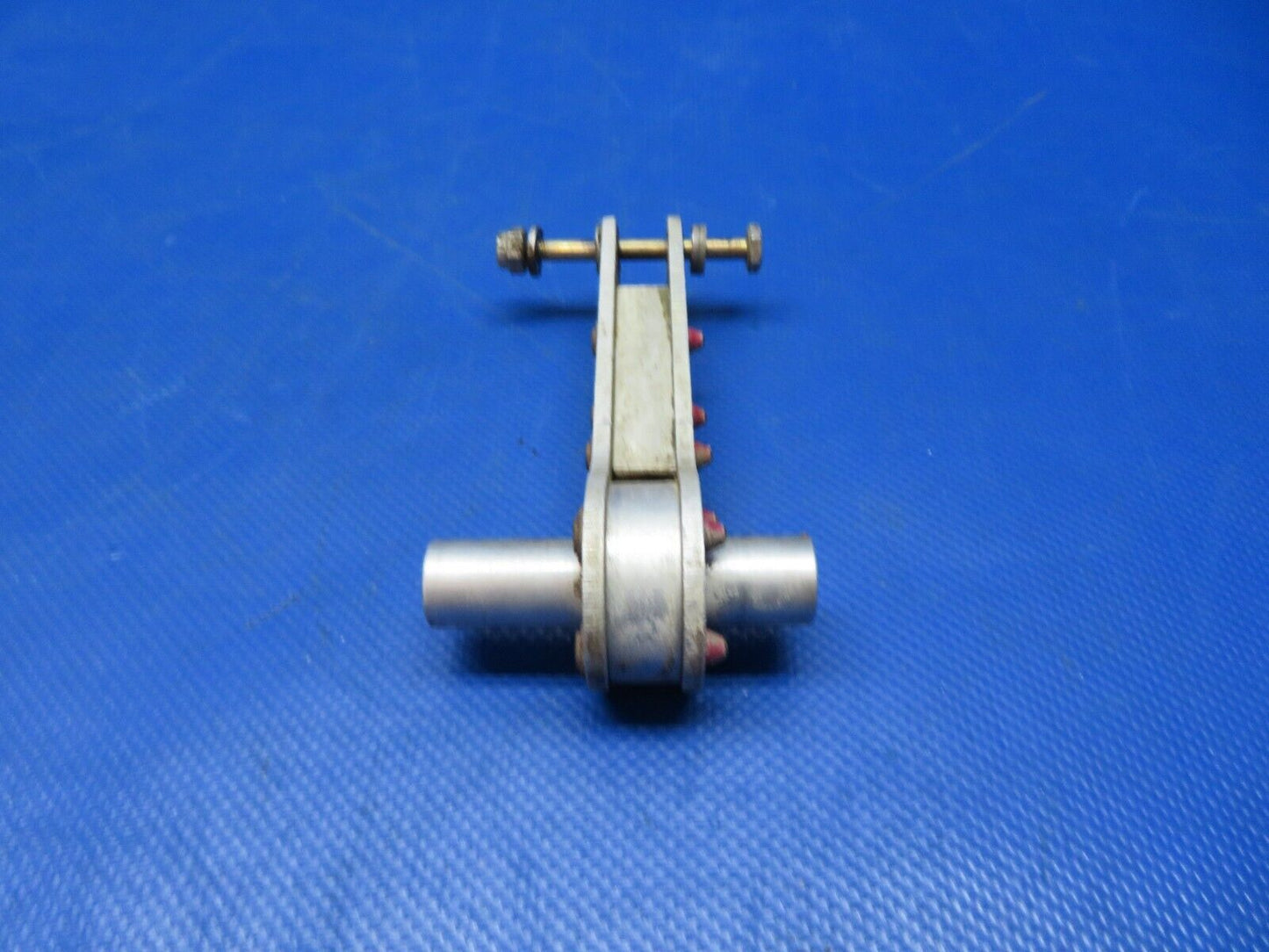 Mooney M20 /  M20E Elevator Bracket P/N 7223 SSBY 913033 (0524-114)