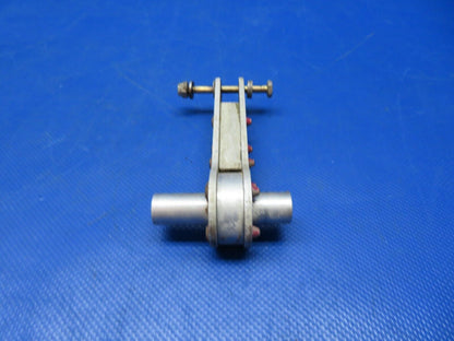 Mooney M20 /  M20E Elevator Bracket P/N 7223 SSBY 913033 (0524-114)