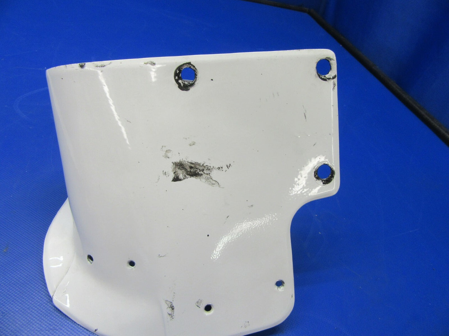 Cessna T210N Fillet, Retainer, Fairing RH Wing 1221105-18, 1213710-24 (0421-316)2