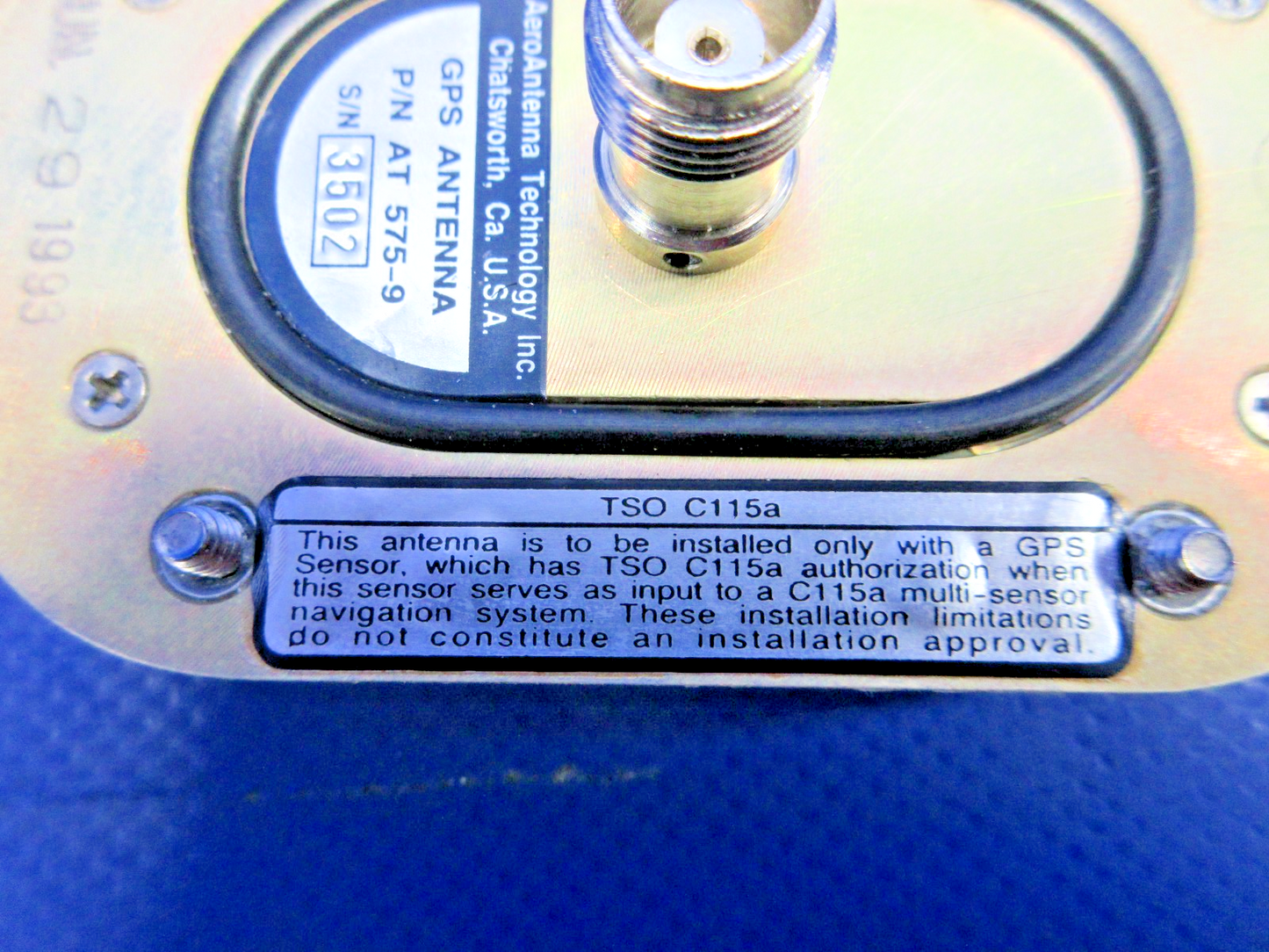 Piper PA-23-250 Aztec Aero Antenna GPS Antenna P/N AT575-9 (0726-759)5