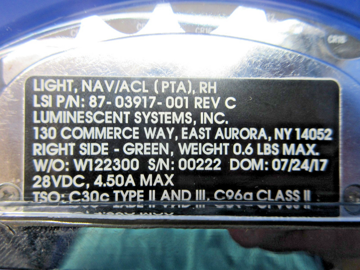 Luminescent Systems RH Nav Wing Tip Light 28V P/N 87-03917-001 TESTED (0526-923)4