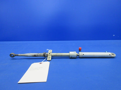 Beech C24R Sierra Nose Gear Actuator P/N 169-380050 (0524-2037)