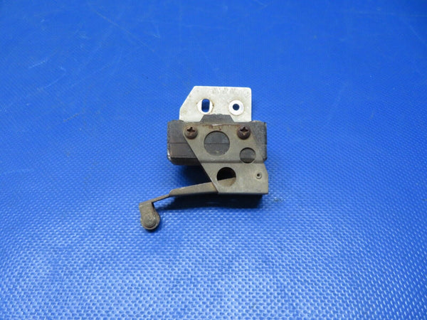 Beech 95 / D95A Travel Air Flap Limit Switch Assy PN 45-361116 TESTED (0424-264)