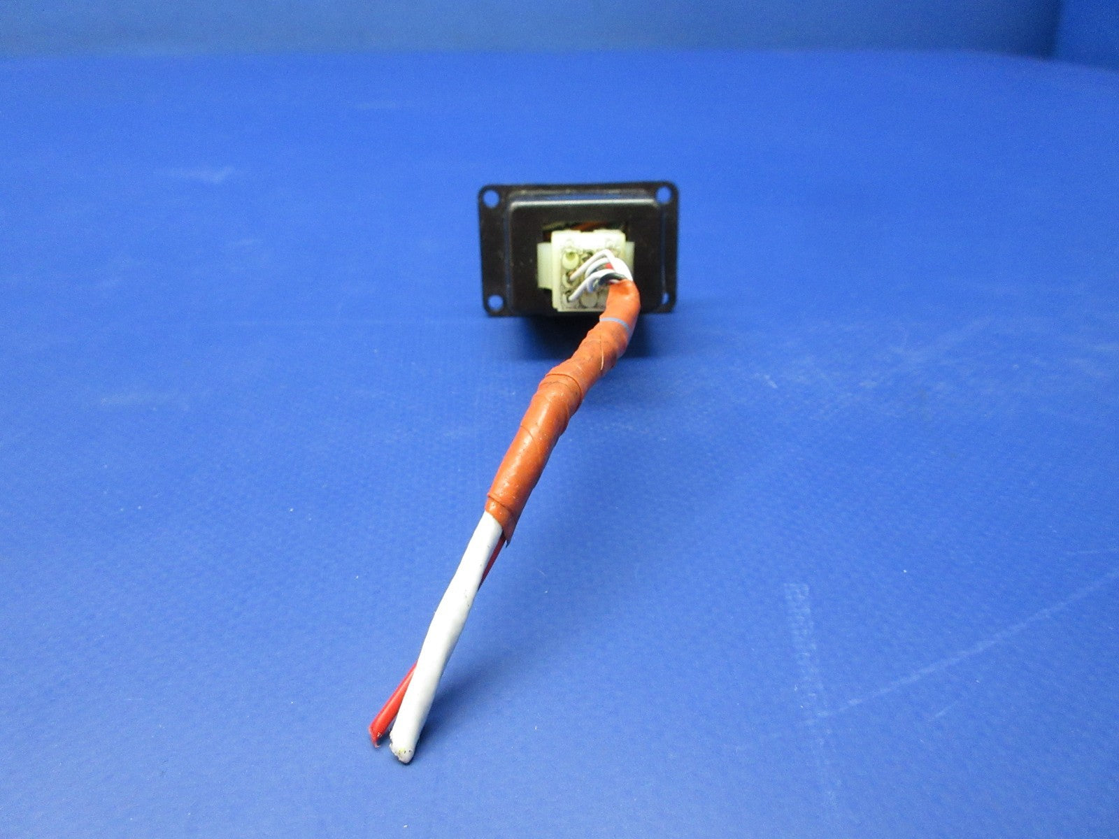 Artex ME406 ELT w/Tray, Remote Switch 453-6603 TESTED (0426-810)21