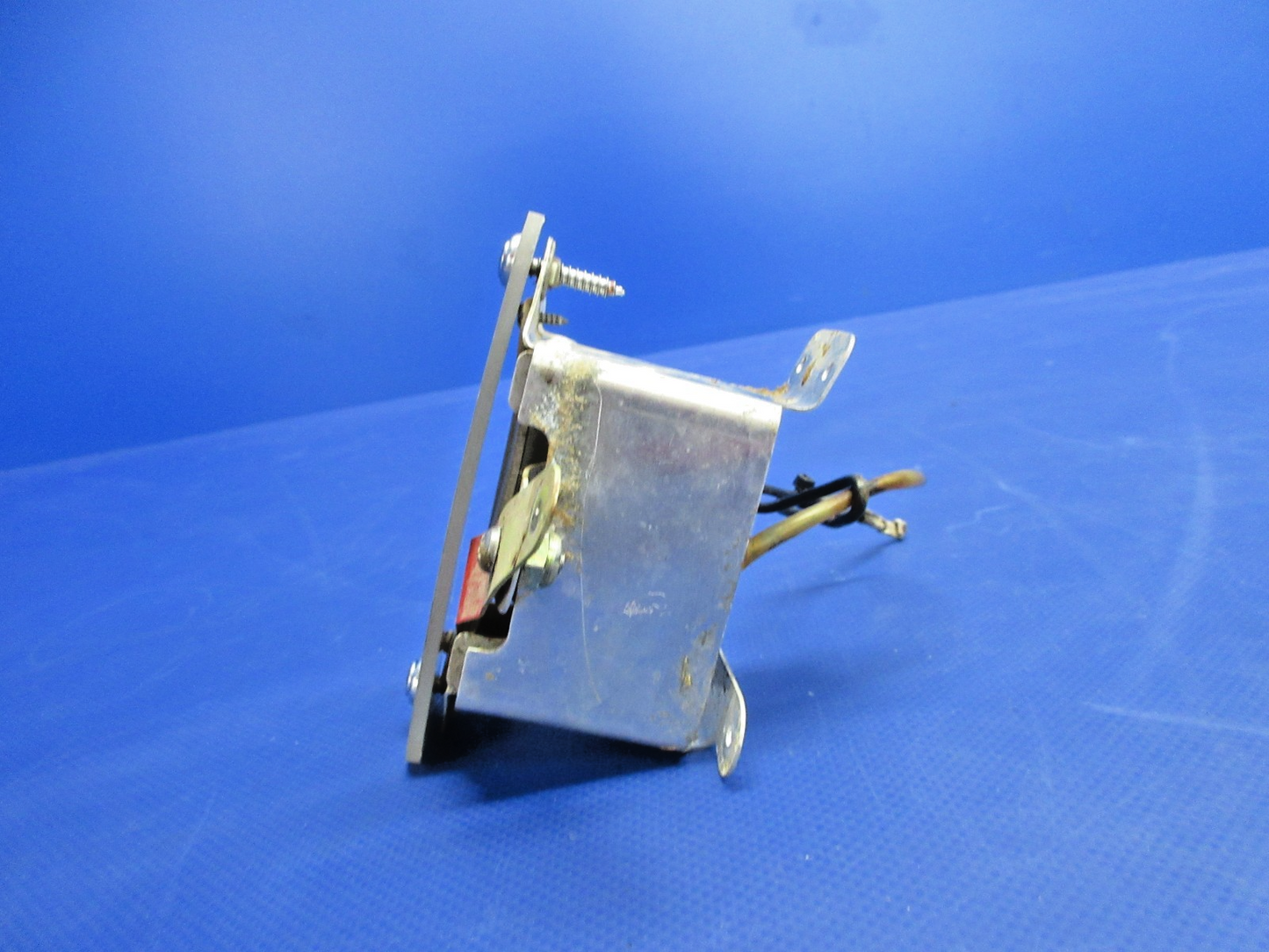 Beech F35 Bonanza Landing Gear Visual Indicator P/N 35-815144 (0726-755)2