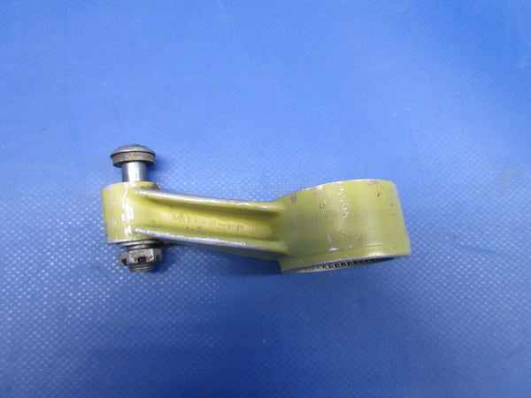 Beech 95 / D95A Travel Air Nose Gear Actuator Retract Arm 35-825172-2 (0524-1205