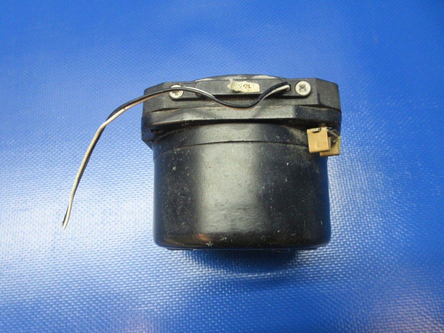 United Instruments Beech Airspeed Indicator P/N 8030-63L WARRANTY (1224-1229)