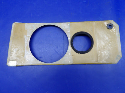 Beech D95A Travel Air RH Fuel Cell Bladder Bulkhead P/N 50-110010-99 (0226-518)0