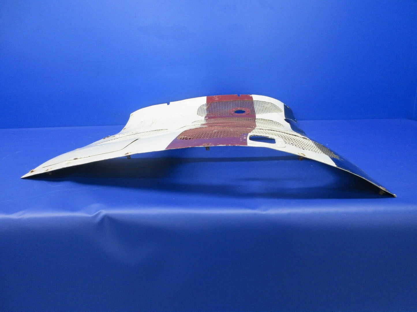 Bell 47J-2 Helicopter Fuselage Cowl LH P/N 47-340-207-225 (1124-1415)