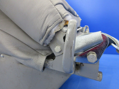 Piper PA-23-250 Aztec Center Seat Assy LH P/N 16481-02 (0624-1352)