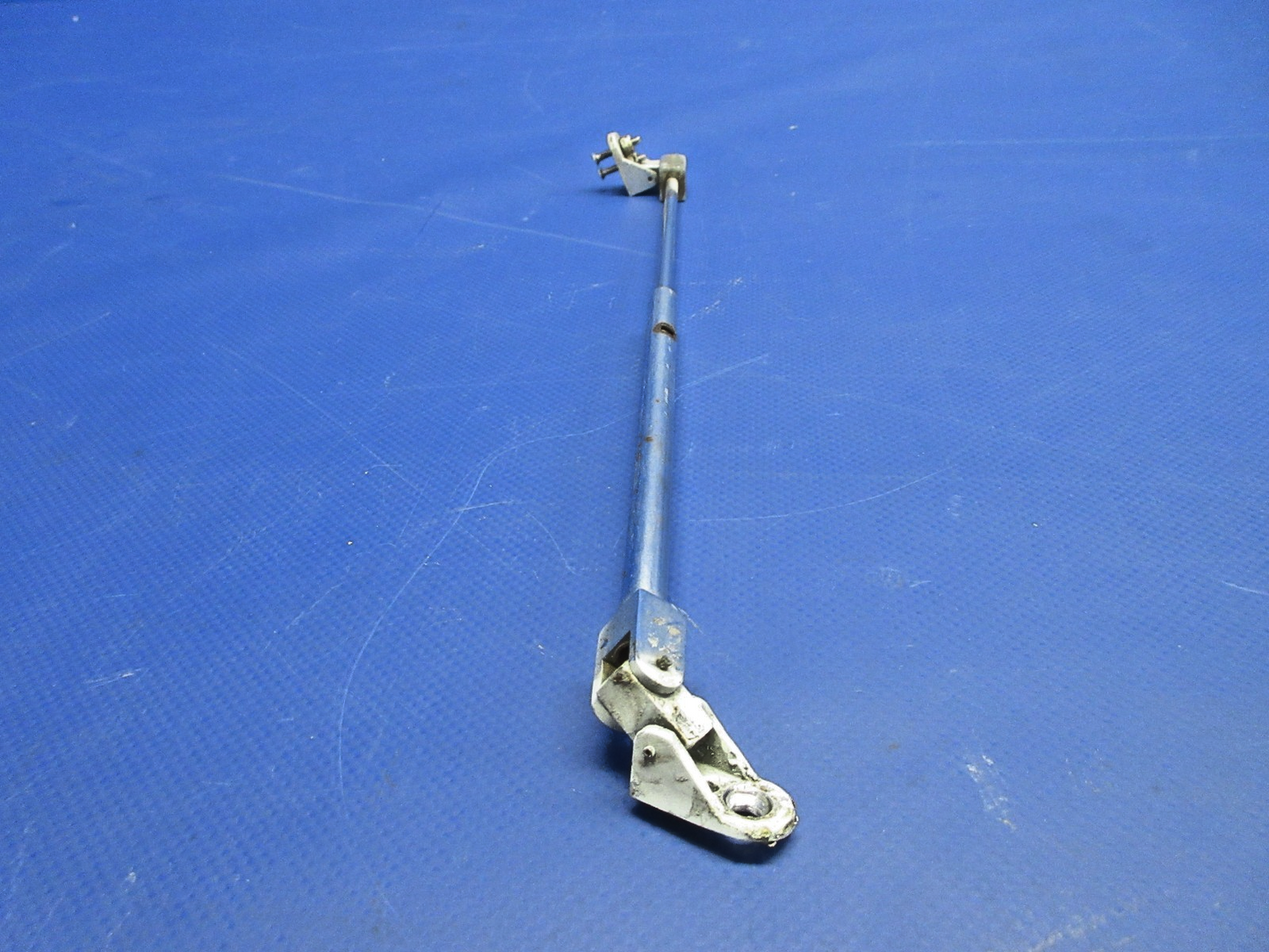 Cessna 310 / 310I Foul Weather Window Telescopic Holder P/N 0811735-1 (0326-877)7
