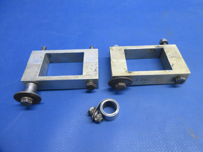 Mooney M20 / M20C Retractable Step Bearing Block Set P/N 840006 (1024-803)