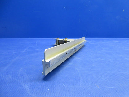 Cirrus SR22 Pilot Seat Track LH & RH P/N 12490-009, 12490-010 (0926-831)7