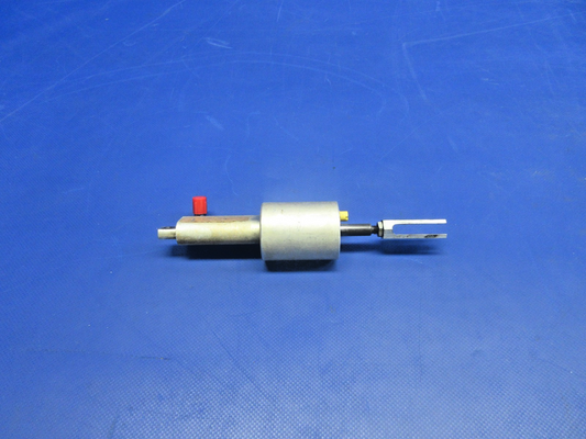 Cessna 172 / 172RG Brake Master Cylinder P/N 9882010-4 (0826-759)0