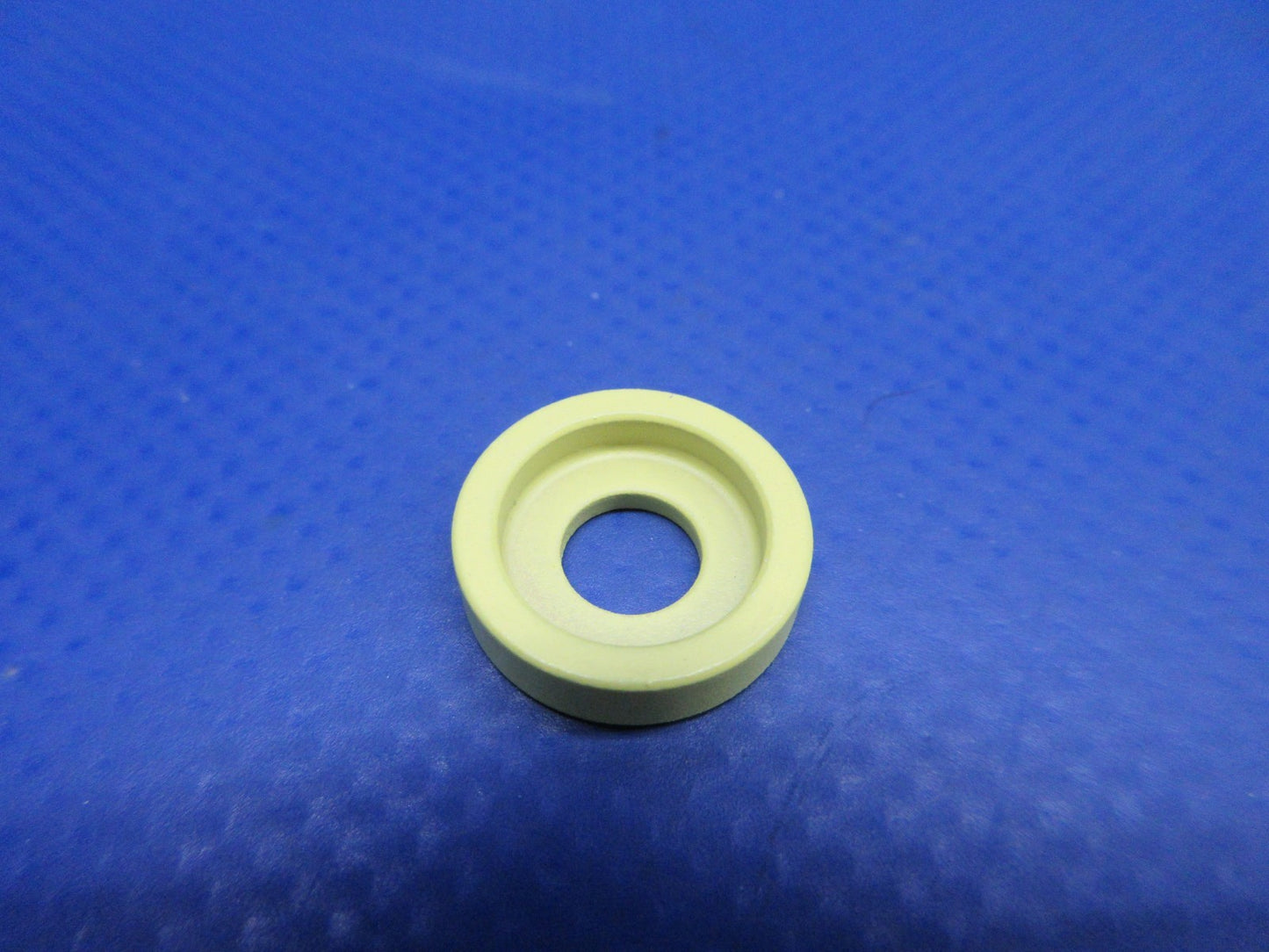 Beech Carpet Channel Retainer Spacer P/N 101-530836-17 LOT OF 5 NOS (0326-976)14