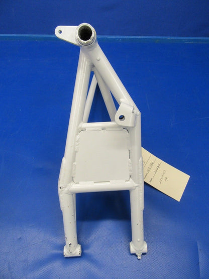 Mooney M20C Main Gear RH P/N 5257-2 (1018-226)