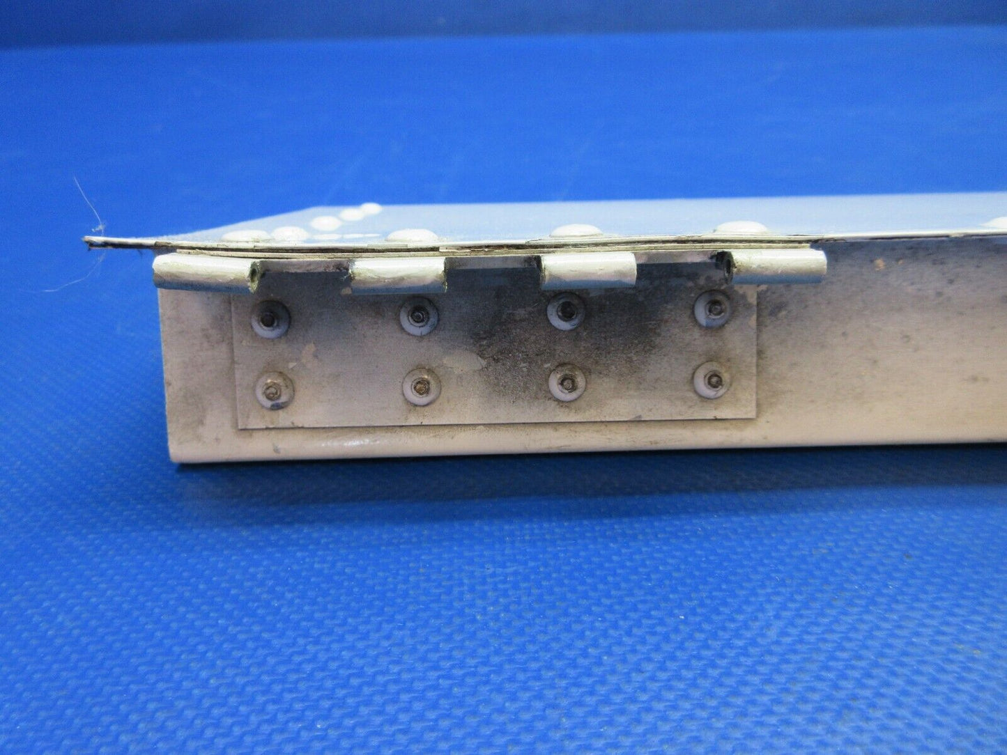Piper PA-32RT-300T Lance II RH Stabilator Trim Tab P/N 38399-03 (0924-1412)