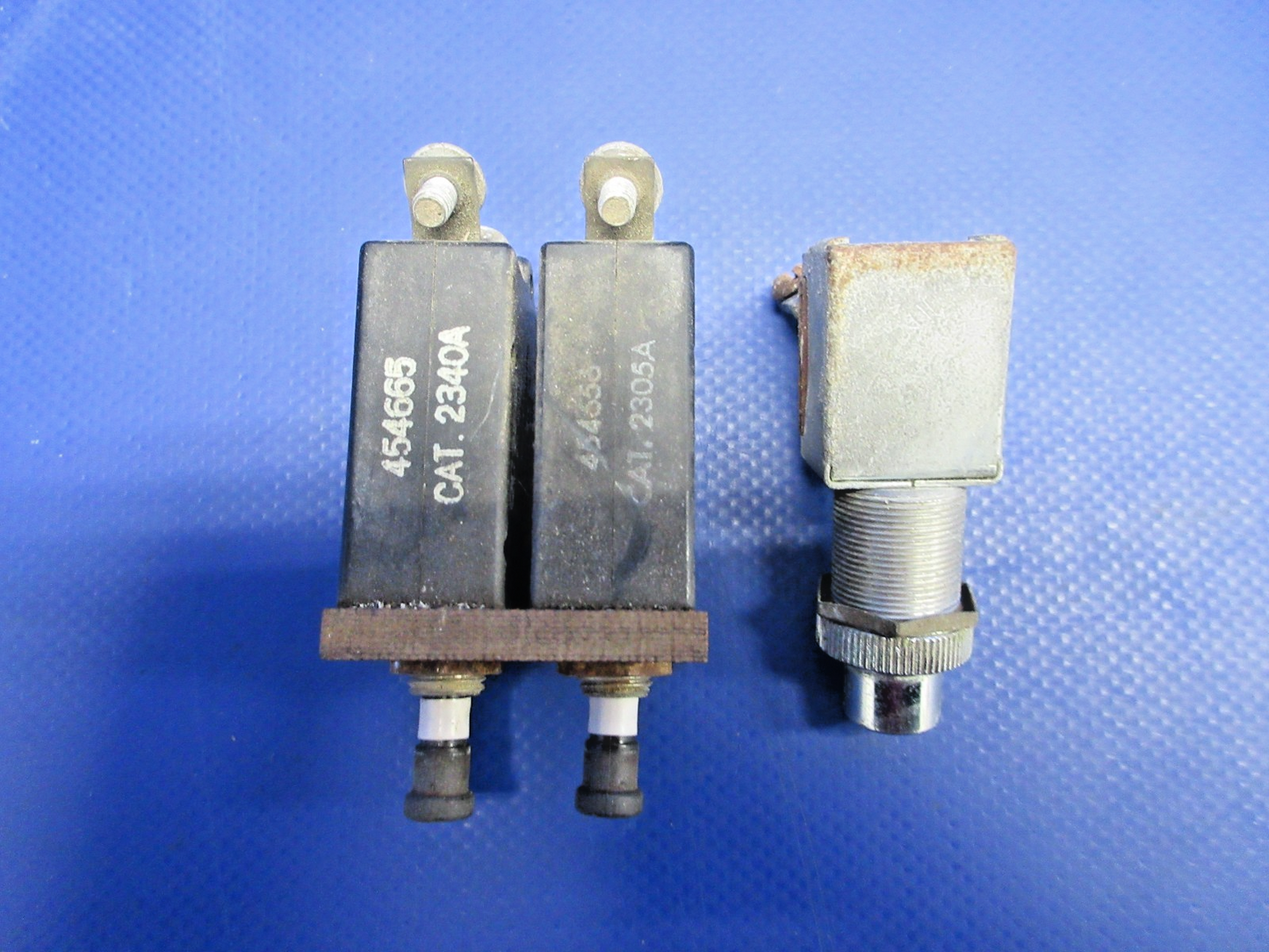 Piper PA-28-140 Starter Switch + Circuit Breaker P/N 454656 TESTED (0626-741)1
