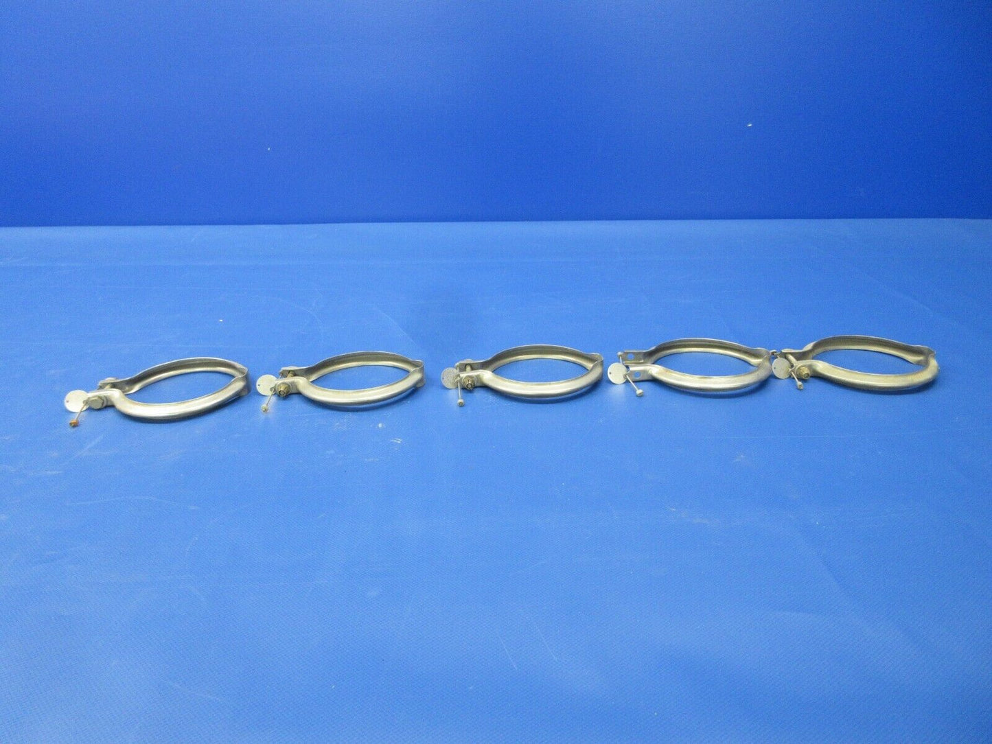 Piper Exhaust Clamp P/N 556-962 LOT OF 5 NOS (0324-672)