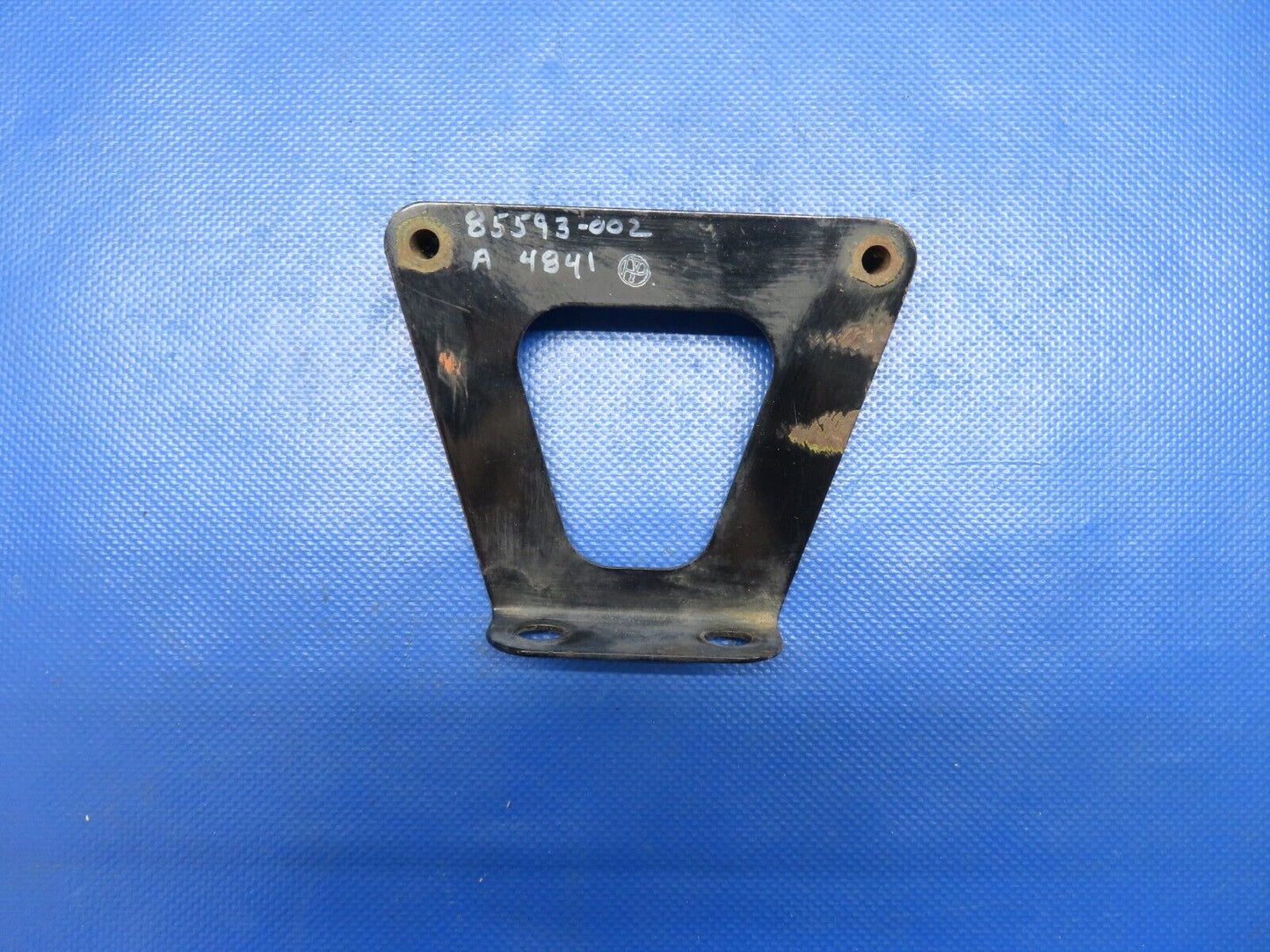 Lycoming TIO-540 Engine Baffle Bracket P/N 85593-002 (0624-1808)