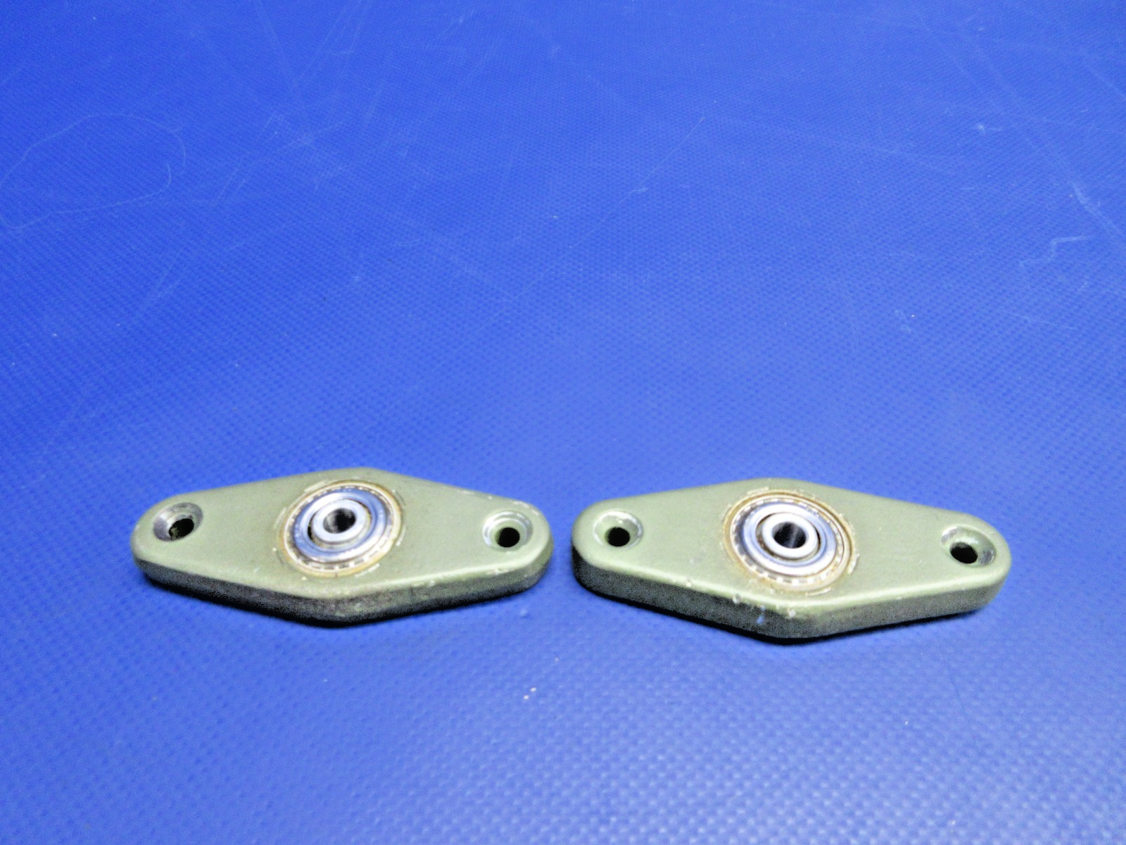 Cessna 421 Yoke Bearing Pad P/N 5015071-1 LOT OF 2 (0726-746)2