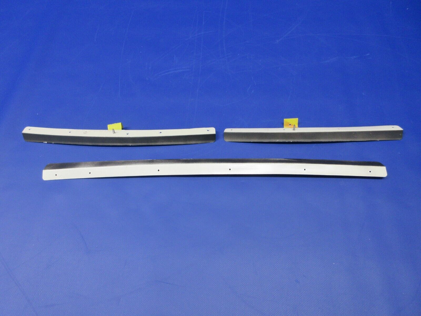 Piper PA-28-181 Pilot Center Window Retainer Bottom & Sides 76264-00 (1224-2043)