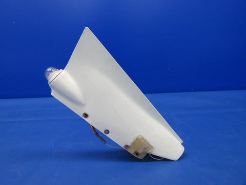 Piper PA-28-181 Archer Rudder Tip Assy With Tail Light P/N 99868-00 (0524-1053)