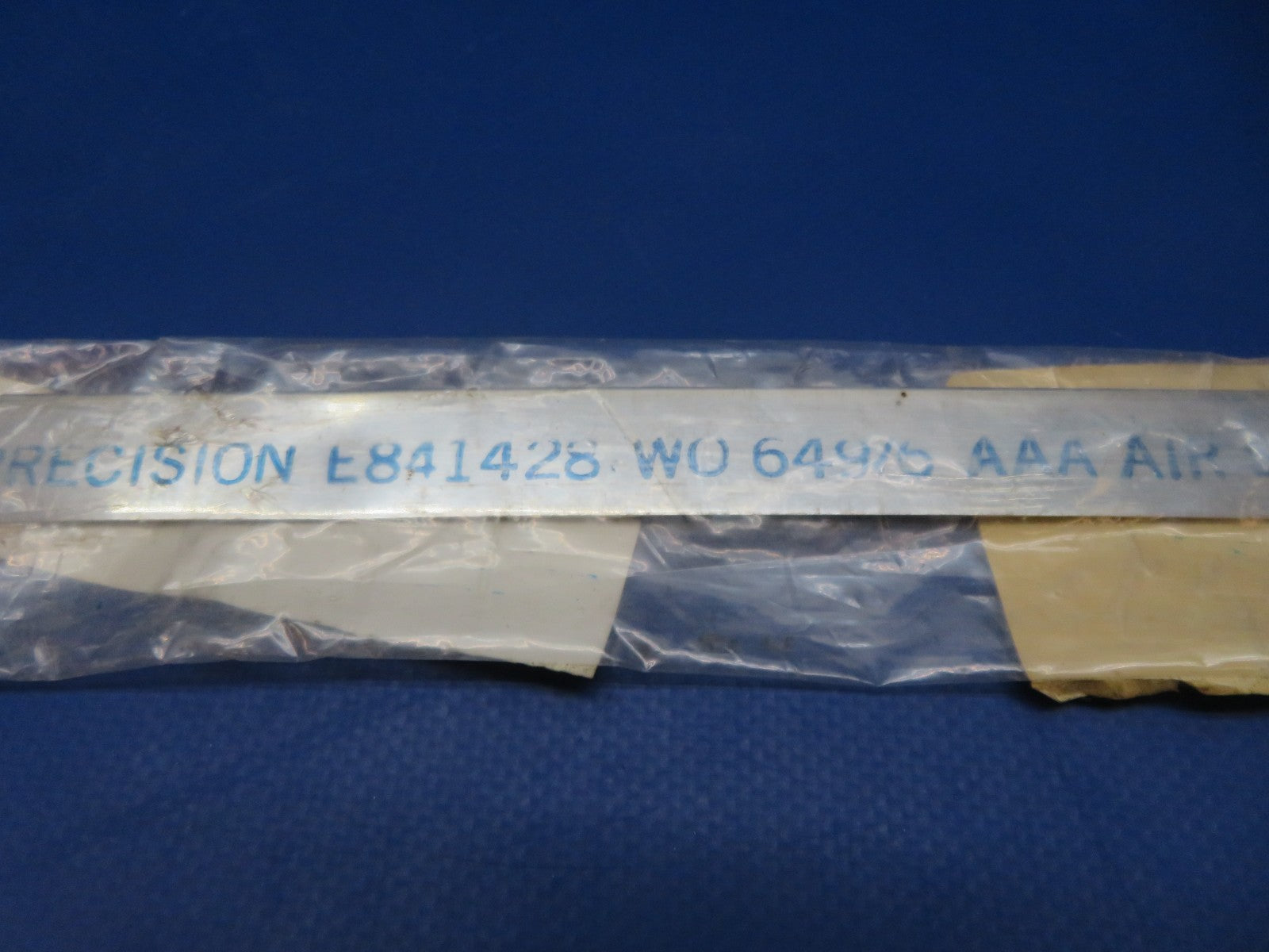 Cessna 208 / 208B Cargo Door Trim P/N 2615081-1 NOS (0326-121)8