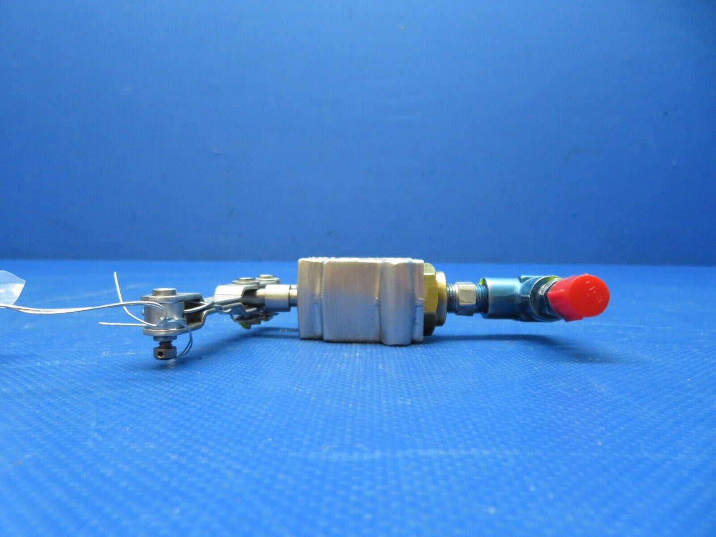 Beech 19A Musketeer Hoof Parking Break Valve P/N 35-380065-7 REBUILT (0724-174)