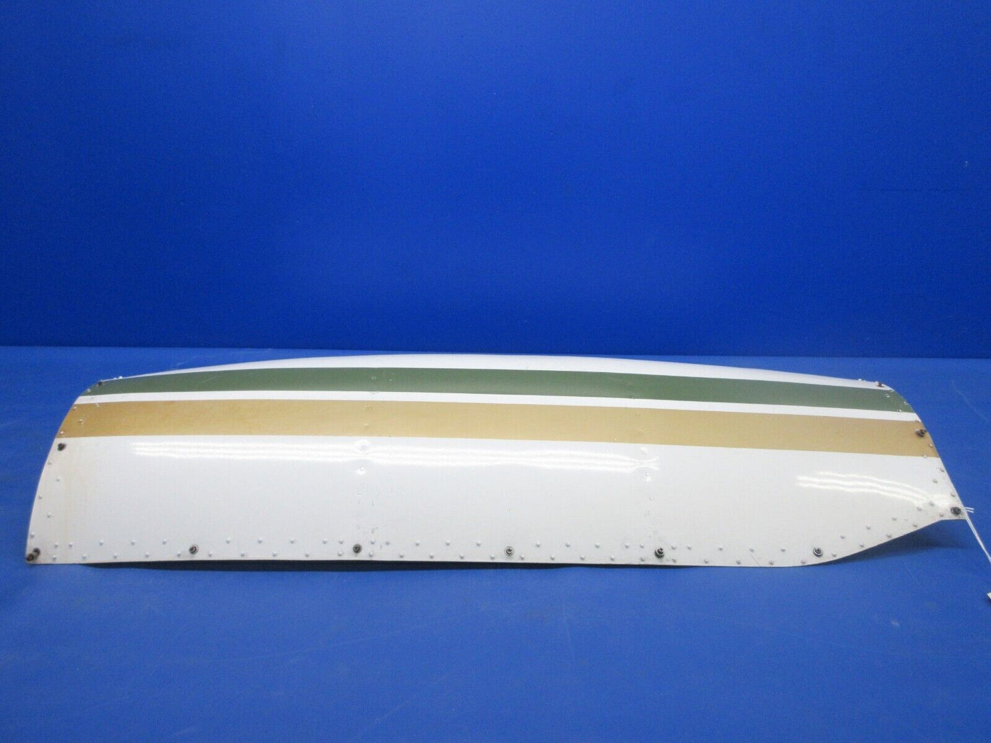 =Piper PA-34-200T Seneca II Left Hand Cowl Side Panel P/N 78726-02 (1124-821)