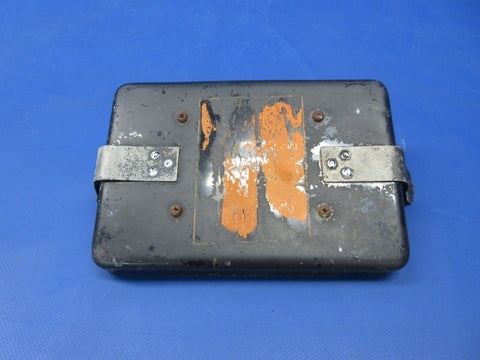 Early Cessna 175 / 175A Battery Box Lid Assy P/N 0413307-21 (0624-1423)