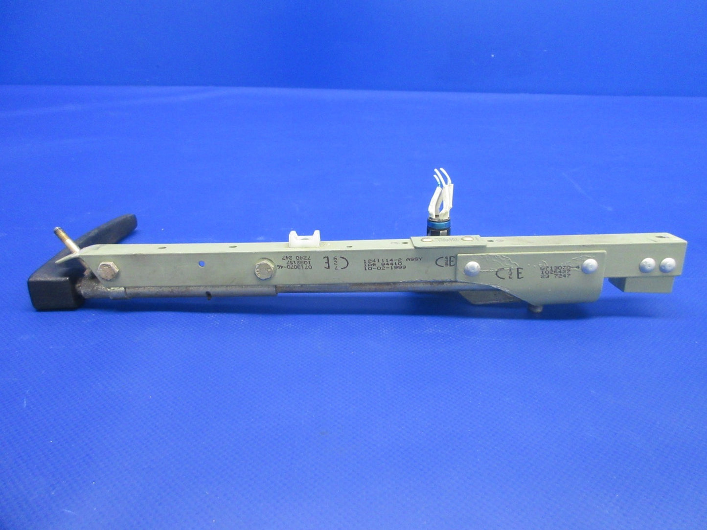 Cessna 172 / 172S Parking Brake Handle P/N 0713070-44 (0825-798)6