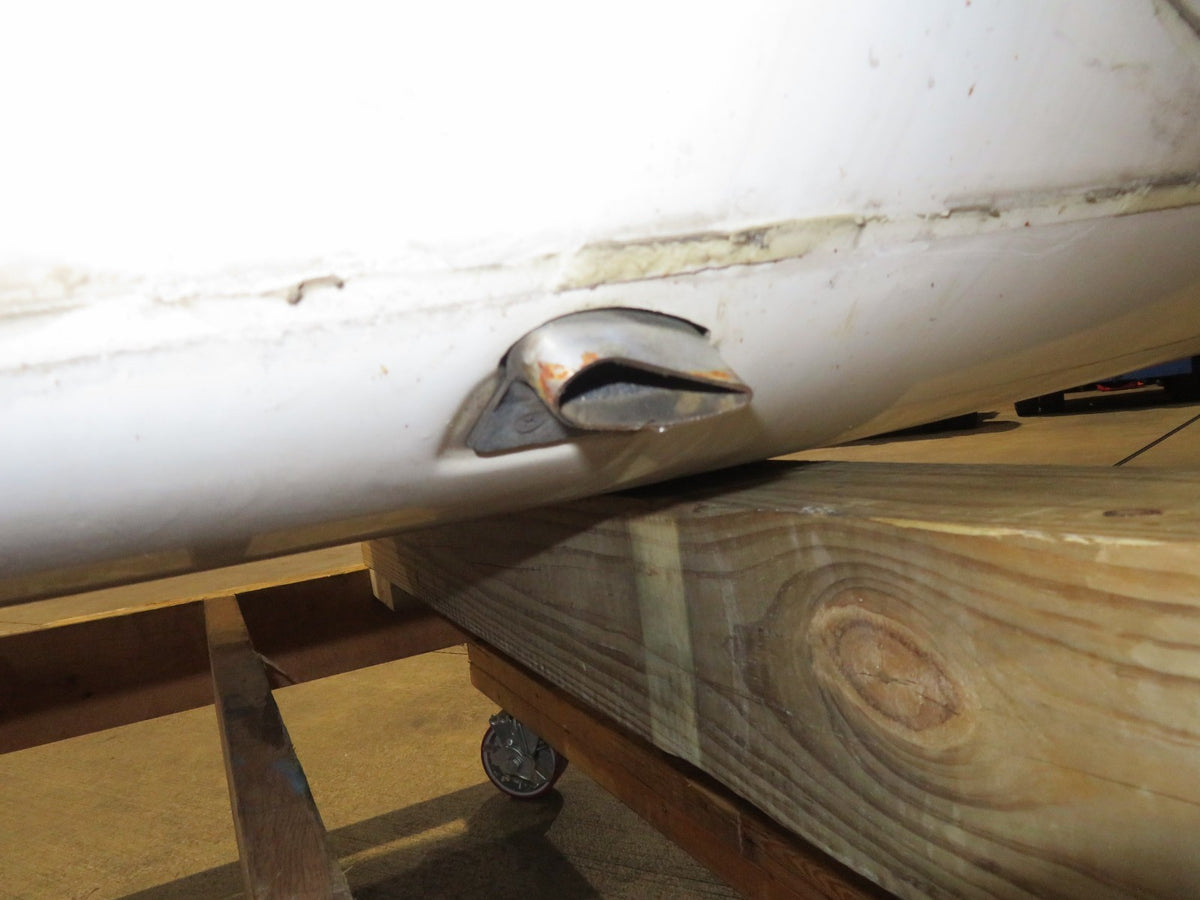 2005 Cirrus SR22 Fuselage Shell CORE / FLIGHT SIMULATOR  (0926-99)10