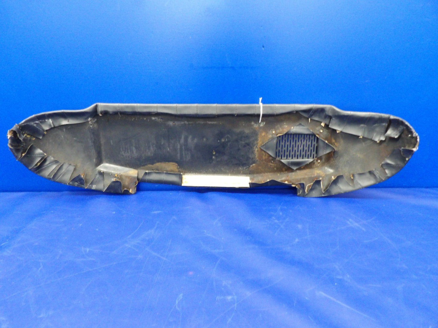 Beech D95A Travel Air Glare Shield P/N 96-530013-1 (0226-2030)6