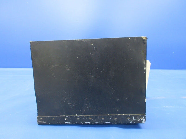 Beech 95 / D95A Travel Air Battery Box Assy & Lid P/N 95-410006-610 (0524-2022)