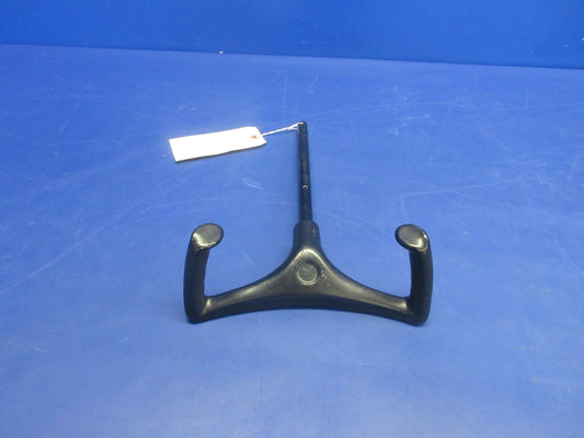 Cessna 150 / 172 Control Wheel Yoke P/N 0513239-5 (0826-768)0