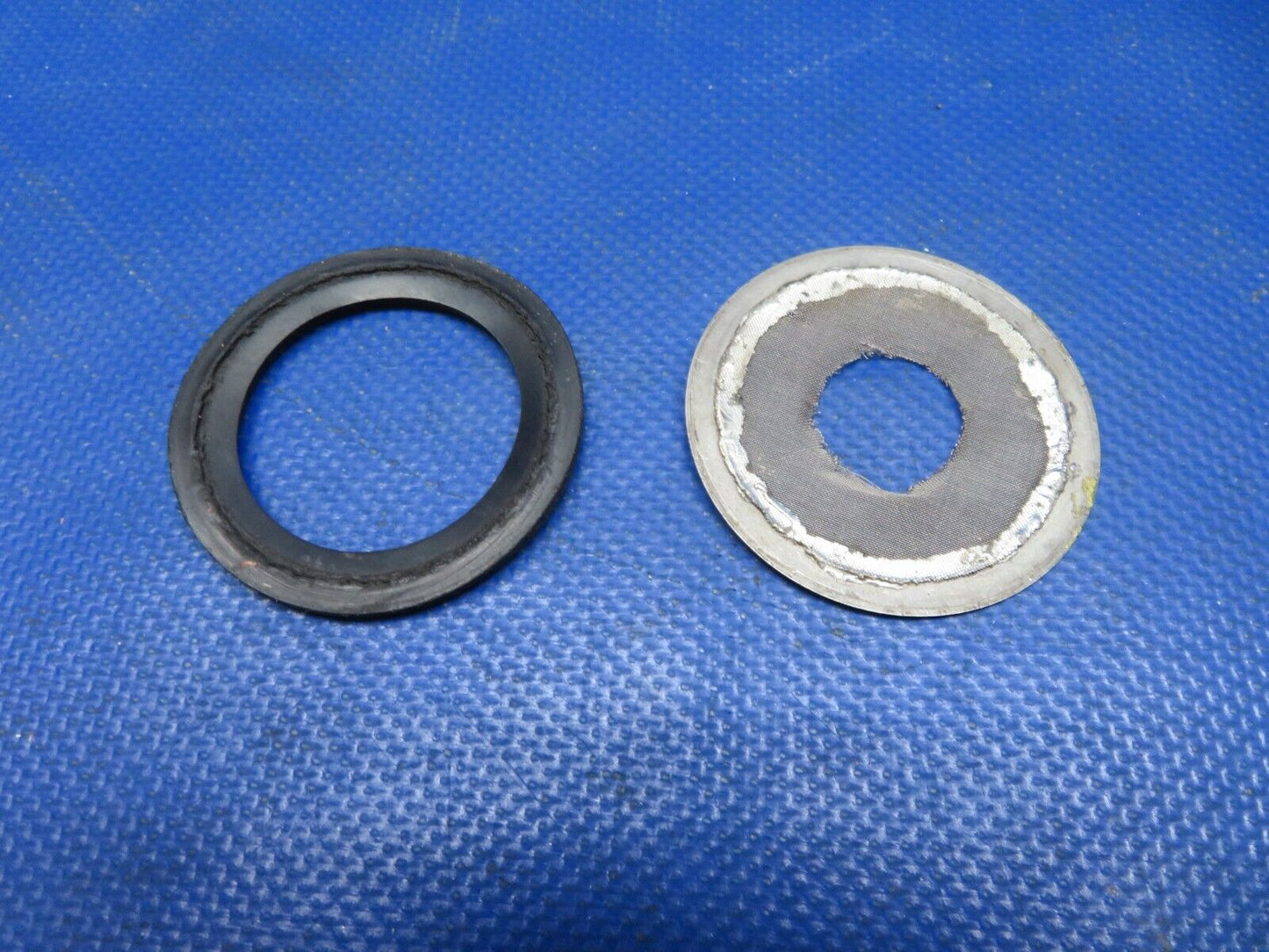 Beech C23 Sundowner Fuel Strainer Assy P/N 5059-3 (1024-229)
