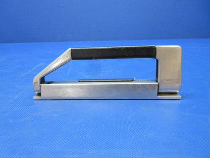 Cessna 337 / P337H Skymaster Inner Door Handle Assy P/N 1517105-20 (0924-1213)