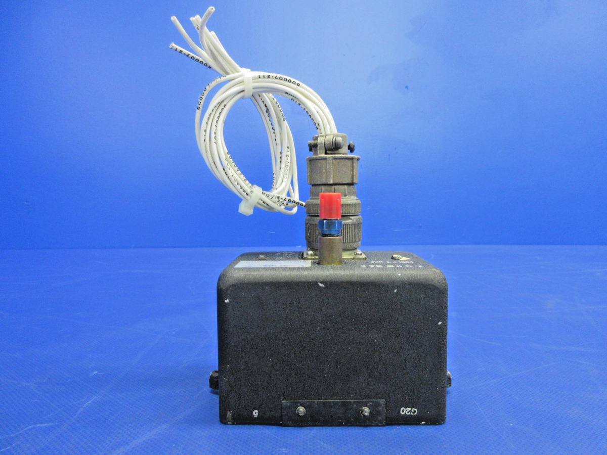Mooney Garwin Instrument Cluster w/Connector P/N 22-166-09 WARRANTY (0626-853)10