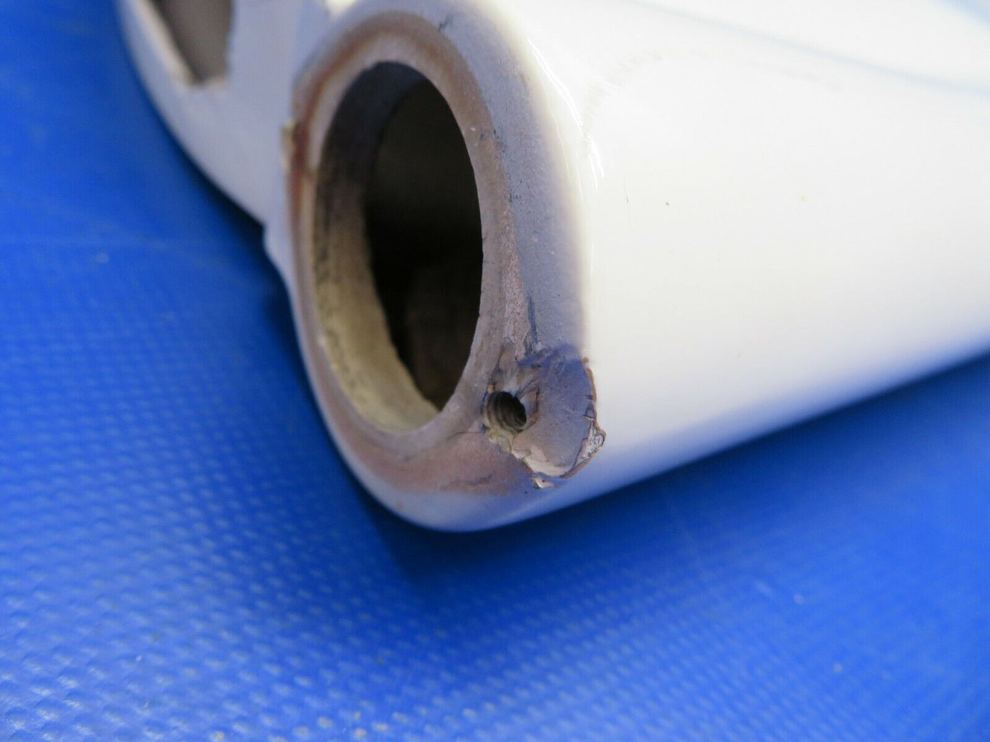 Piper PA-32RT-300 Tip Fin AFT Tail P/N 38402-05, 38402-005 (0520-532)