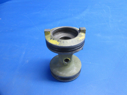Bell 47J-2 Tail Rotor Extension Drive Housing FWD P/N 47-644-183-1 (1124-880)