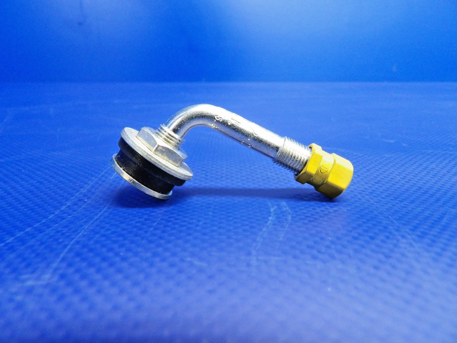 Beech King Air Nose Wheel Valve Stem P/N 50-300010-111 NOS (0426-1267)6