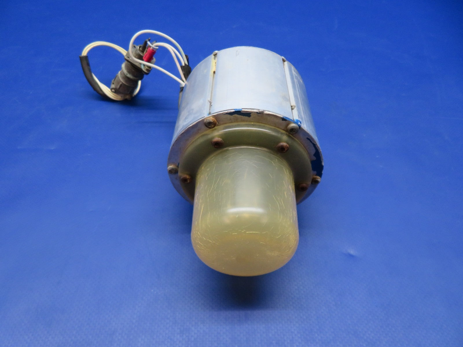 Cessna 421 Universal Corp. Flight Strobe 28v P/N 4400 TESTED (0326-173)10