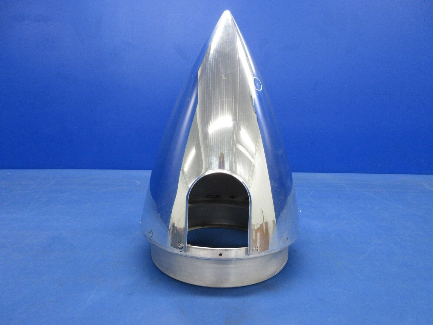 McCauley 3-Blade Propeller Spinner & Bulkhead P/N D6612-A (1024-2144)